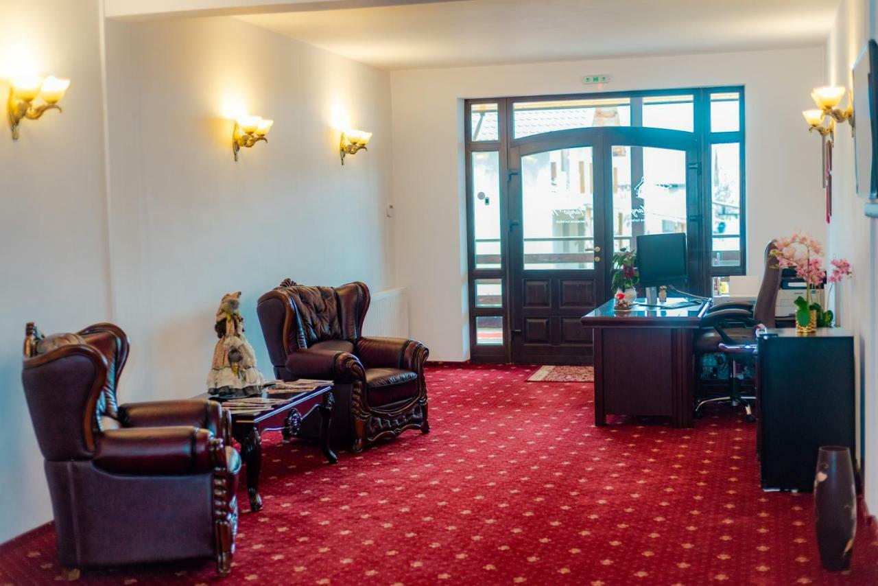 Tango Margo Hotel Valea Lupului  Exterior foto